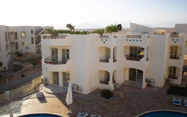 Sharks Bay Hotel & Padi Butterfly