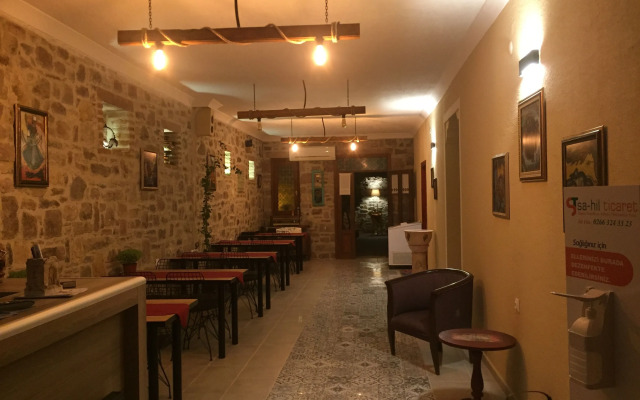 Hayat Alti Otel Ayvalik (Adults Only)