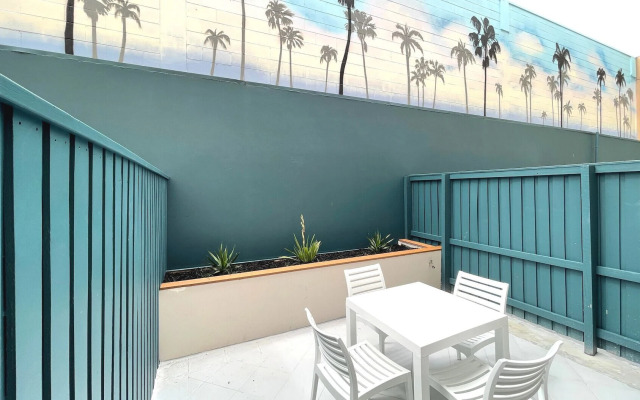 Coogee Sands Hotel and Apartments