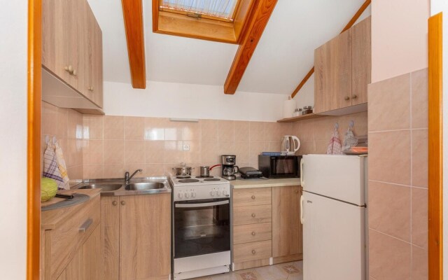 Awesome Apartment in Matulji With Wifi and 1 Bedrooms