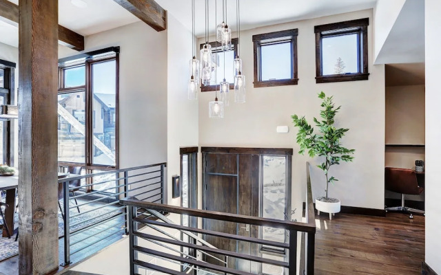 Wintours Leap 4 Bedroom Townhouse by RedAwning