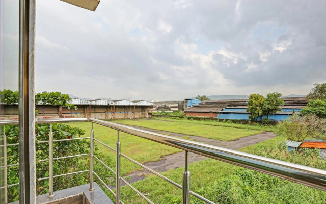 OYO 70016 Om Sai Ram Residency