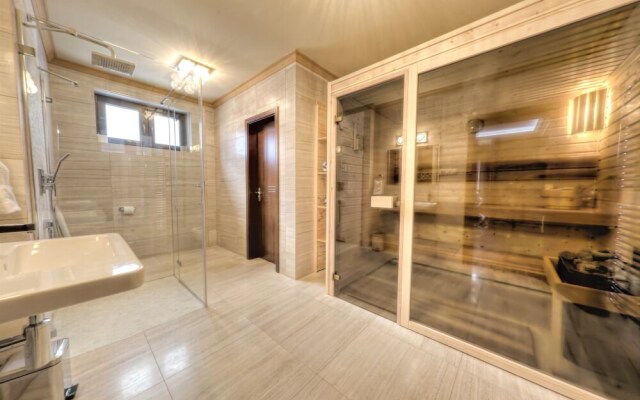 Chalets Mountain Resort