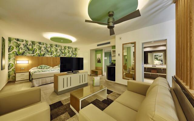 Hotel Riu Tequila - All Inclusive