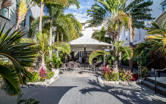 The Beach Plaza Hotel & South Beach Plaza Villas