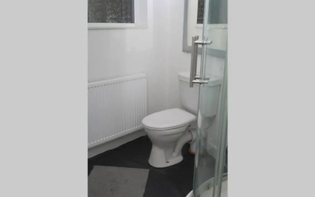 Hullidays - University Side Lg 4 bed House