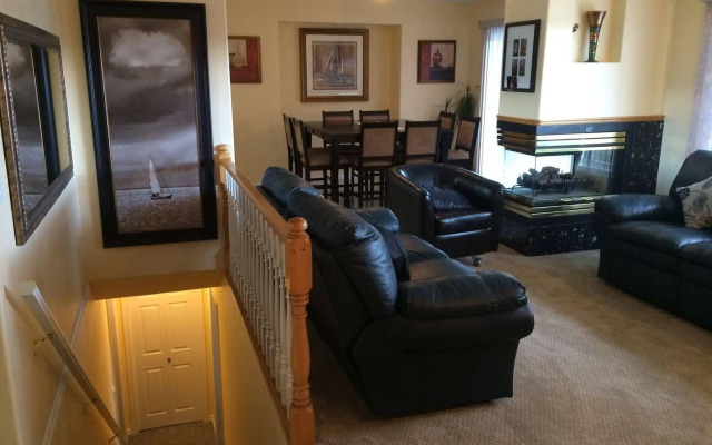 Acker Vacation Homes & Suites