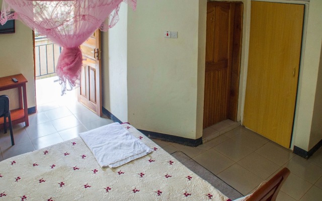 Azisar Grand Hotel