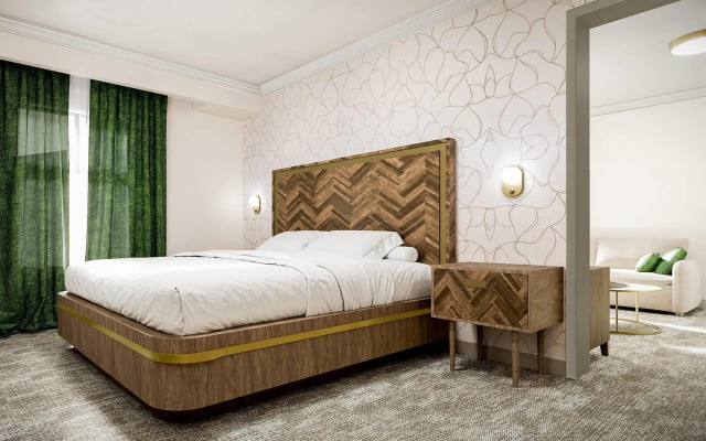 Velora Hinton, Ascend Hotel Collection