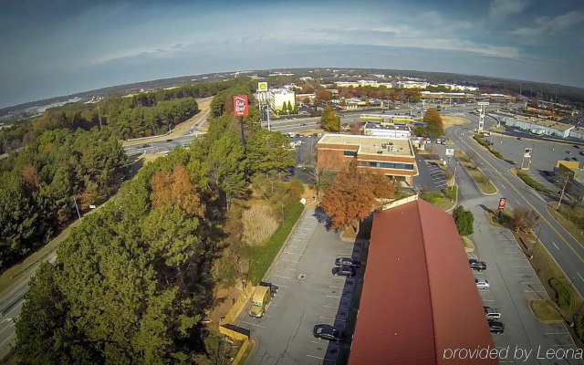 Clarion Pointe Kennesaw Town Center