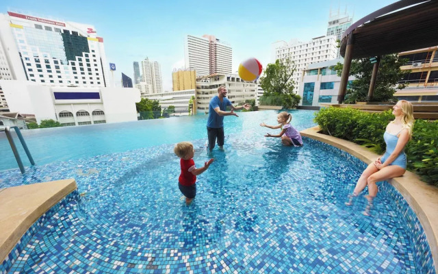 The Rich Residences Sukhumvit Nana