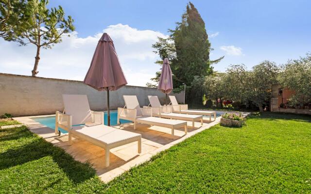 Vibrant Holiday Home in Fraga With Private Pool