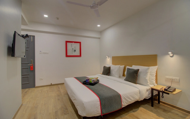 OYO Townhouse 092 Hotel Ashray Residency