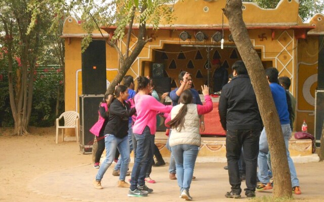 Surjivan Resort
