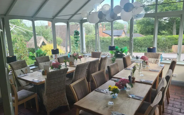 Watership Down Inn