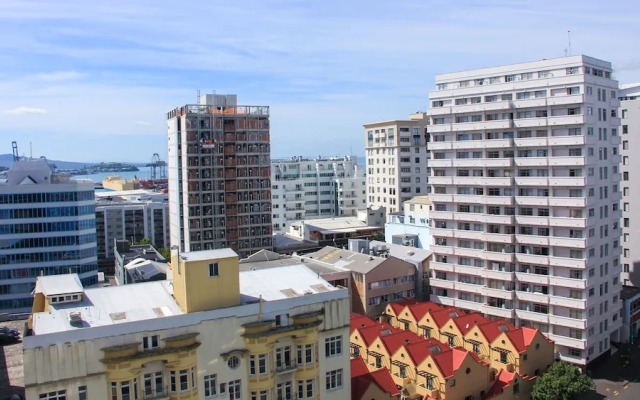 Quadrant 2 Bdr with Seaview & Parking