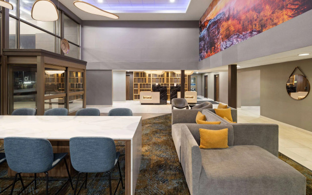 La Quinta Inn & Suites by Wyndham Yakima Downtown