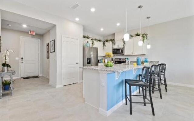 Four Bedrooms TownHome 5161