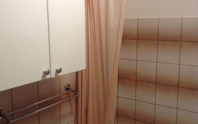 Apartment Bila - 15m from the sea: A1 Tisno, Island Murter