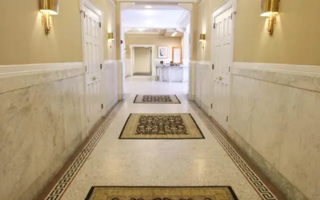 Luxury 2 Bedroom By Rittenhouse