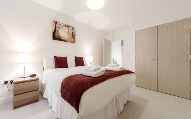 Roomspace Apartments -Nouvelle House