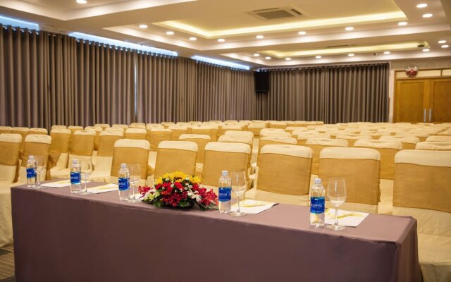 Viet Lotus Saigon Hotel