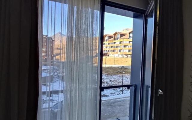 Evdo Apartments F1 Stylish Room