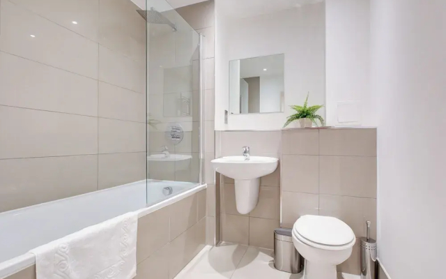 Hybrid Resi Greenwich