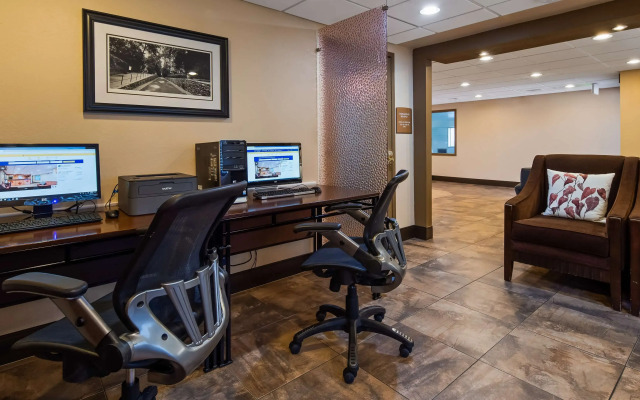 Best Western Inn & Suites