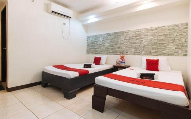 RedDoorz Plus @ Melsol Metro Vigan