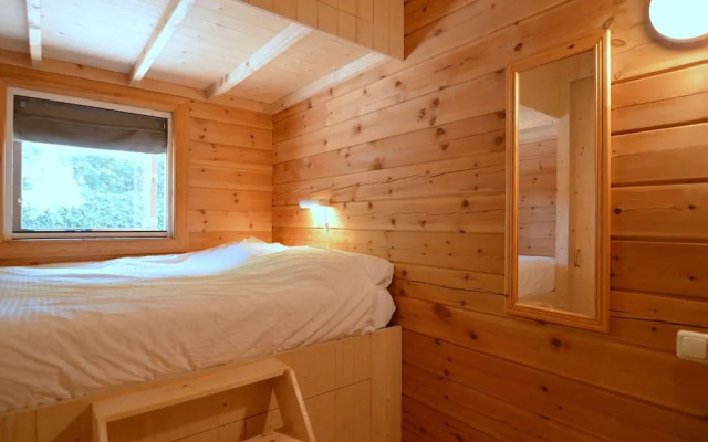 Finnish Bungalow With Garden, a Modern Bathroom, Near Harderwijk, Veluwe
