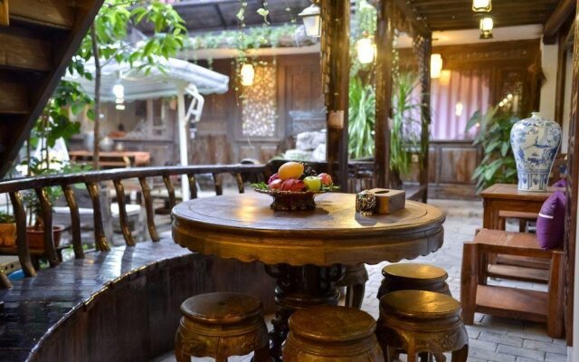 Lijiang NaliNali Garden Inn