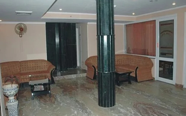 Hotel Satya