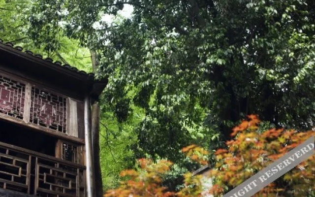 QingXi Zen Courtyard Retreat in Fenghuang