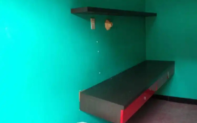 Kost 748 At
