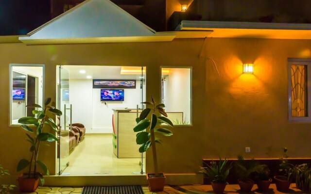 Hotel Ghar
