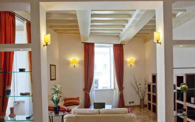 Rental in Rome Crociferi 1