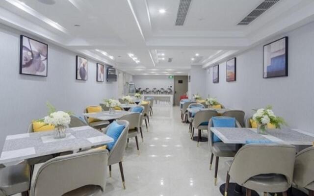 Shihui Neighborhood Holiday Hotel