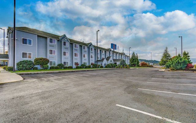 GuestHouse Inn & Suites Sutherlin