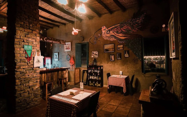 La Confianza Hotel