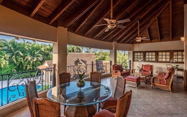Srvittinivillas Brres/16 Spacius Villa / Large Family/ Group/ Couples/holiday