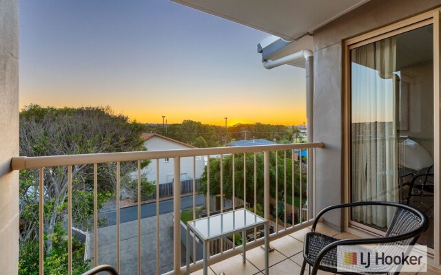 Exclusive Ocean View Penthouse On Marine Parade