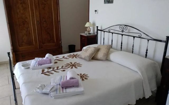 Xenios Torre Suda B&B