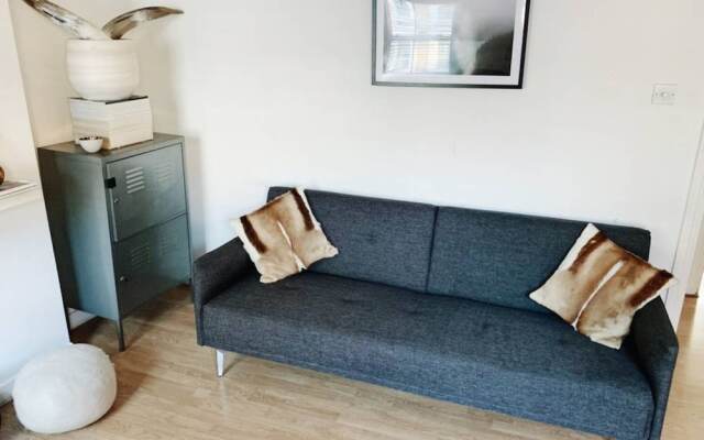 Spacious and Central Shoreditch Apartment