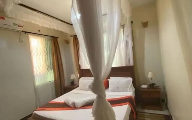 Jaanst Paradise Homes