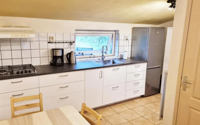 ONO28 Romantic holiday home with large garden