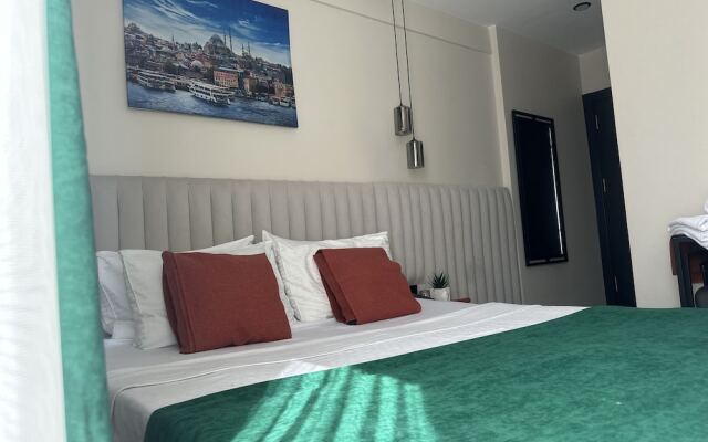 D Twins Airport Hotel