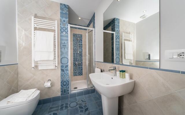 Caracciolo 13 Rooftop & Suites