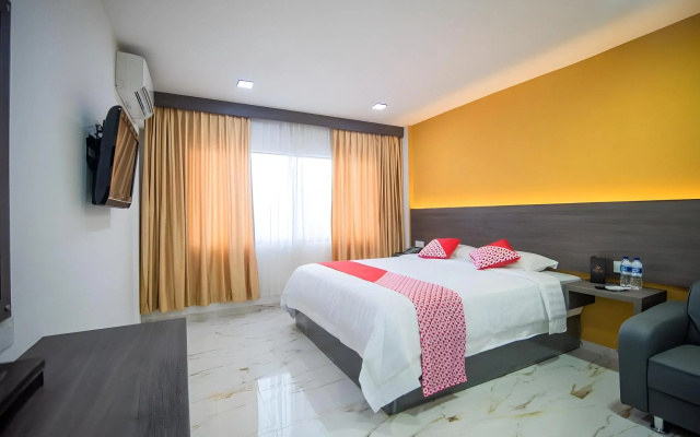 Halim Hotel – Guest Rooms – Tanjung Pinang