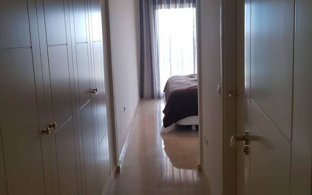 Sunny, Quiet And Spacious Apartment Nearby The Sea